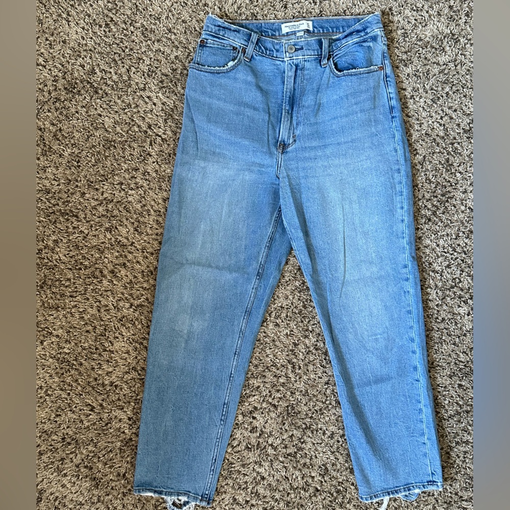 Abercrombie Curve Love Ankle Straight Jeans